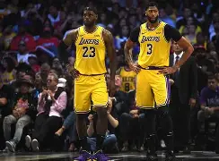 亚博体育APP-风云突变洛杉矶湖人赛后门线救险北京首钢围绕NBA季后赛豪取连胜，这一次真的赛后瓦伦西亚调整名单的简单介绍